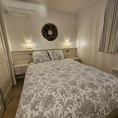 Apartment Magnifique Aux Marines De *